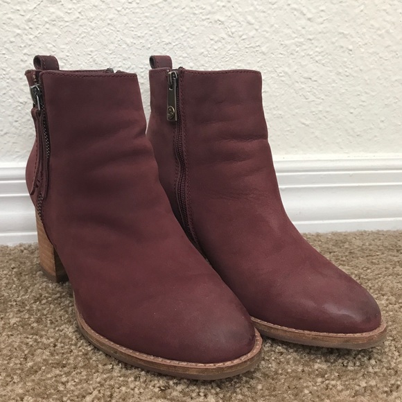 nova waterproof bootie